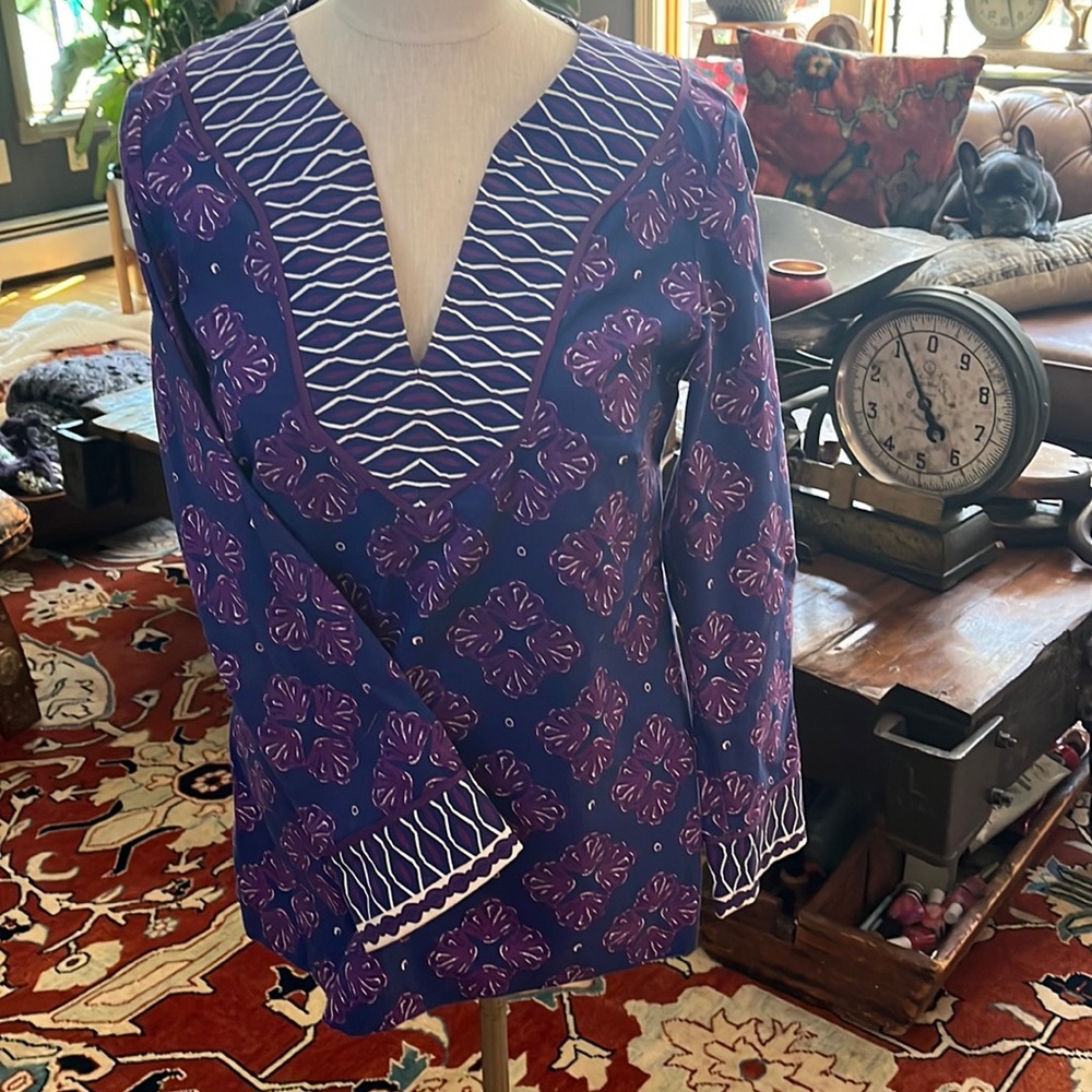 Beautiful Vineyard Vine top